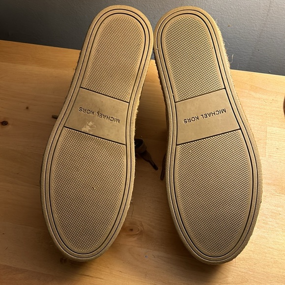 👞Like New MK Collections Leather Platforms 6.5👞 - Picture 5 of 7